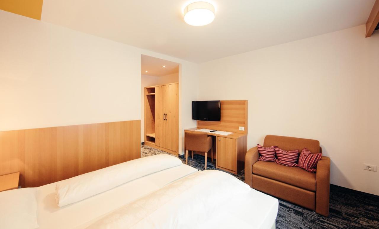 Hotel Ludwigshof & Luvina Trodena Room photo