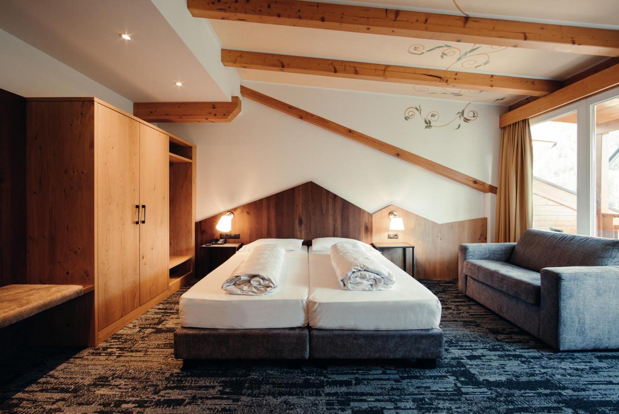 Hotel Ludwigshof & Luvina Trodena Room photo